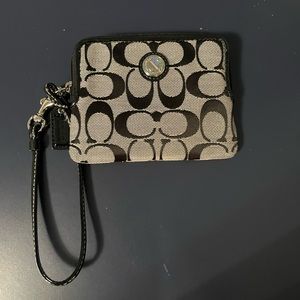 Coach wristlet wallet